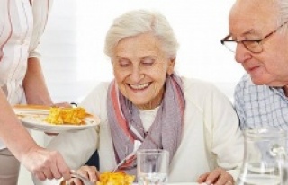 65 yaş üstü kişilere karantina dönemi beslenme...