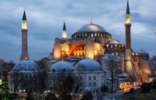 İBB MECLİSİ’NDEN AYASOFYA İLE İLGİLİ ÖNEMLİ...