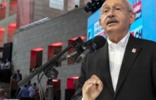Kılıçdaroğlu, CHP Parti Meclisi Toplantısı açılışında...