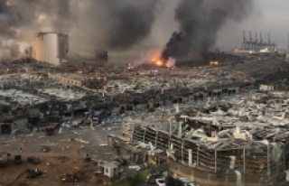Lübnan'ın başkenti Beyrut'ta Patlamada...