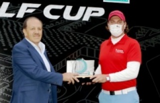 Ataşehir'de Golf fırtınası esti.