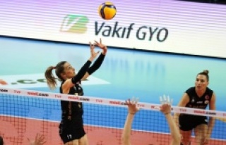 Lider VakıfBank'tan 28'inci galibiyet