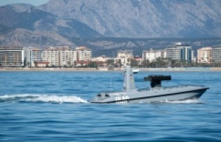 Türkiye'nin ilk silahlı deniz aracı ULAQ suya...