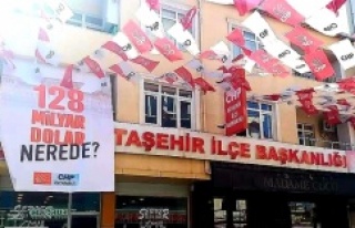 CHP Ataşehir'de '128 milyar dolar nerede?'...