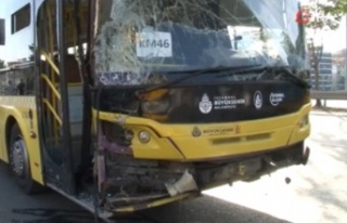 Ataşehir’de İETT otobüsü ve 2 minibüs birbirine...