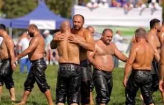 İMAMOĞLU "BU ALANI GÜREŞ SPORUNUN CANLANDIĞI...