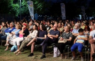 YILDIZLAR ALTINDA “KALAMIŞ YAZ FESTİVALİ” DEVAM...