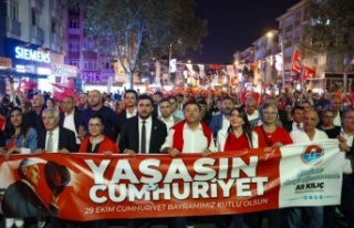 Cumhuriyet’in 100. yılında Maltepe’de on binler...