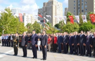 ATAŞEHİR’DE 30 AĞUSTOS ZAFER BAYRAMI TÖRENLE...