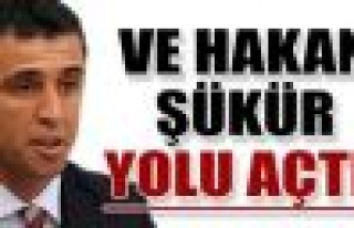 AKP’li Hakan Şükür yol açtı: 'Bende büromu...