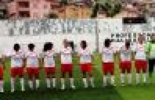 Ataşehir Kadınlar Futbolda 'Grup' Tamam Sıra 'Şampiyonluk'ta