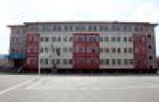 Ataşehir’in Okulları Temizleniyor
