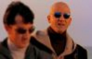 Ayna grubunun solisti Özeren vefat etti