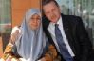 Başbakan Erdoğan'ın annesi son yolculuğuna uğurlanıyor