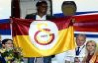 Drogba İstanbul'da Galatasaraylılarla Buluştu