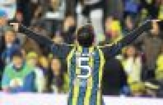 Fenerbahçe'nin Futbolcusu Emre'ye Çin piyangosu