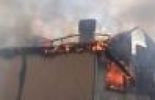 İstanbul, Gaziosmanpaşa'da yangın: 2 ölü 