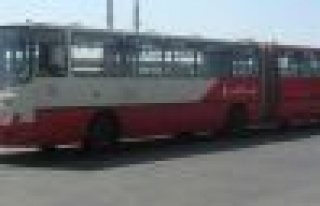  İstanbul'un otobüsleri Lahor'a hediye edildi