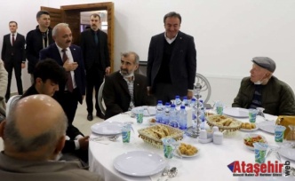 Başkan Esen Şehit ve Gazi Aileleri ile İftarda Buluştu