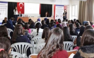 Ataşehir'de gençlik merkezi Seminerleri