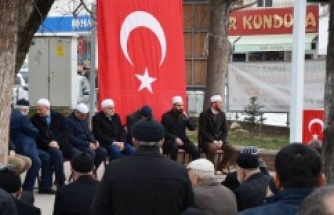 ILGAZ Her Daim Şanlı Türk Ordumuzun Yanındadır