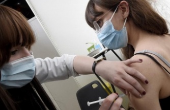 Covid Geçiren veya Covid Aşısı Olan Kadınlarda Adet Düzensizliği Görülebilir