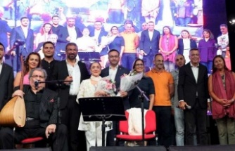 KARDEŞ KÜLTÜRLERİN FESTİVALİ’NDE TÜRKÜ GECESİ