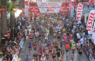 ULUSLARARASI VESTEL MANİSA YARI MARATONU HEYECANI SONA ERDİ 