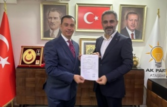 Mükail Bektaş AK Parti Ataşehir Belediye Başkan aday adayı başvurusunu yaptı.
