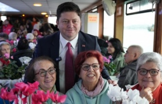 KADIKÖY HUZUR VAPURU, İLK SEFERİNİ YAPTI