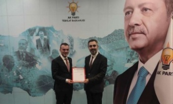 Ak Parti Ataşehir İlçe Başkanlığı'nda Bayrak Değişimi 