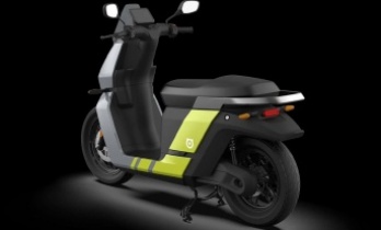 Türkiye'nin ilk yerli elektrikli motosikleti "Rakun City"