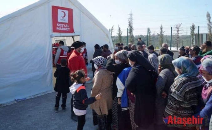 Deprem Bölgesinde 5 Sosyal Market Açıldı