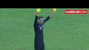 HATALI GOL YİYEN KALECİYE 1 YIL MEN CEZASI